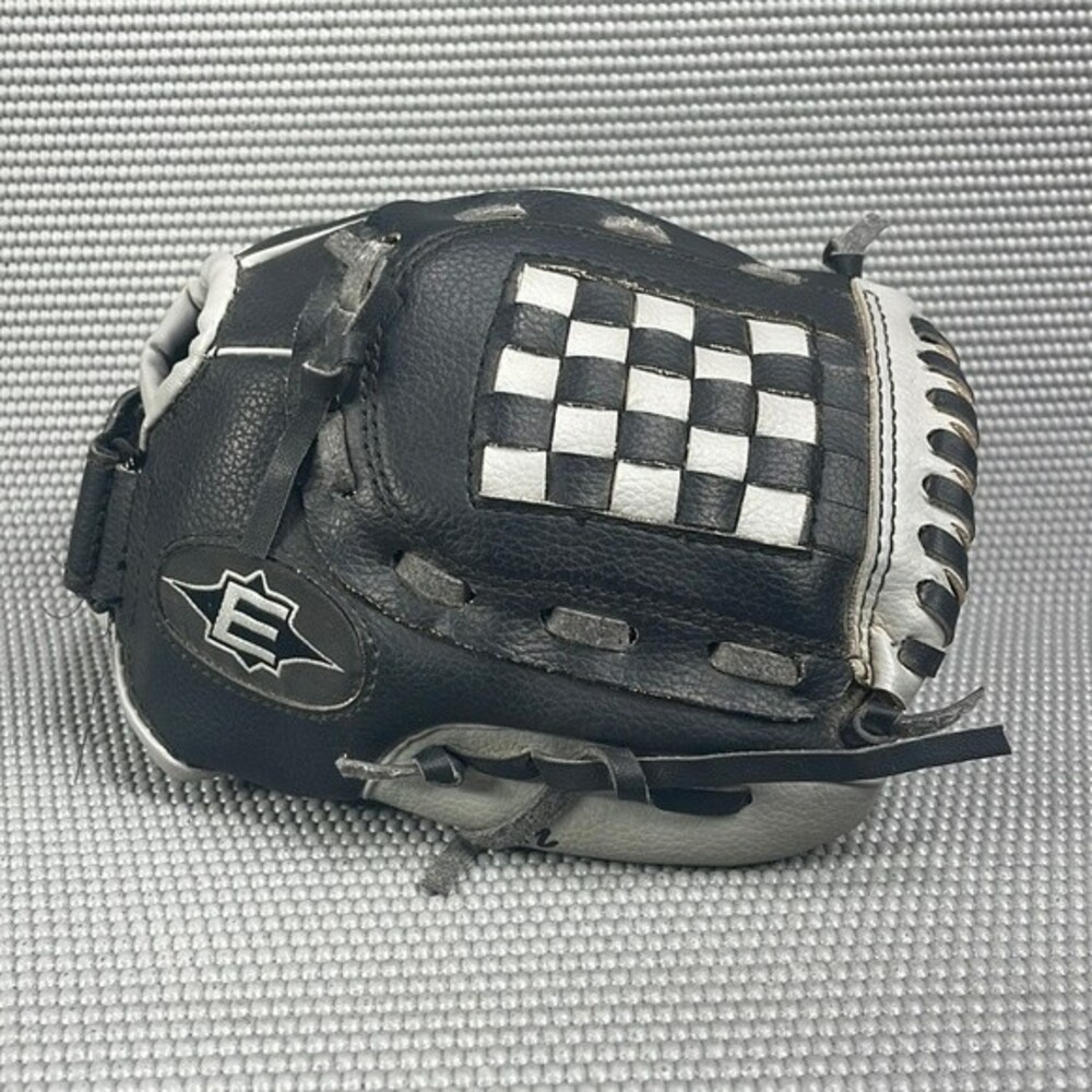Easton 9.5” Baseball Glove Model GKP9500 - Youth RHT Black Gray